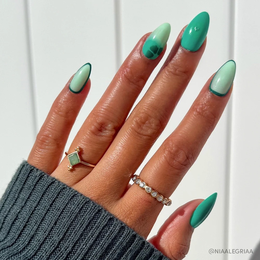 2 for $22 - Glamnetic Press On Nails - Siren Green - Picture 2 of 5